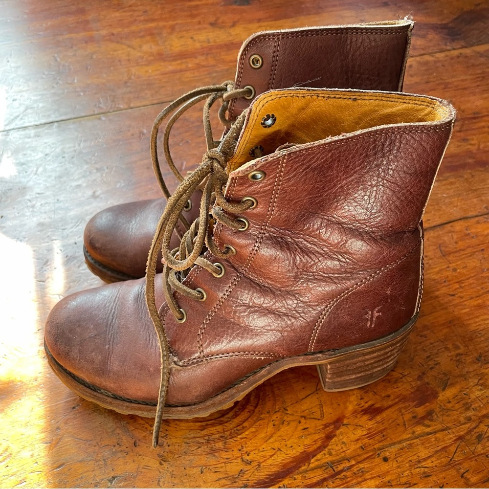 Frye Sabrina Lace-Up Boots, Size 9